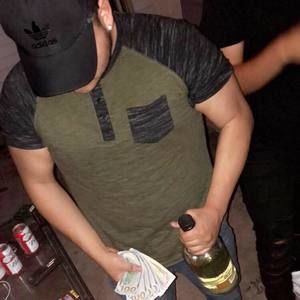 Meet your Posher, Brian